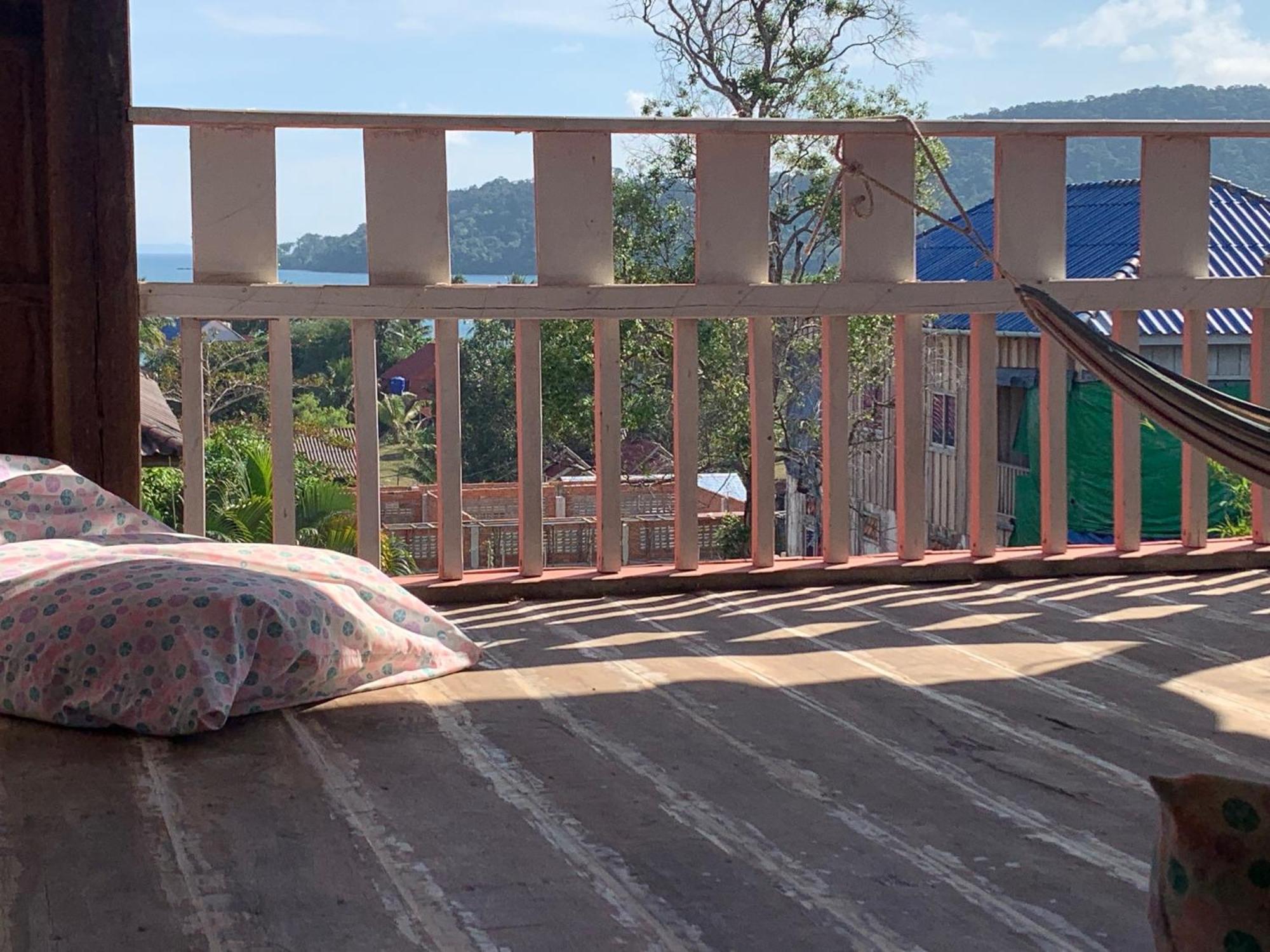 Dahlia Guesthouse Koh Rong Sanloem Exterior foto